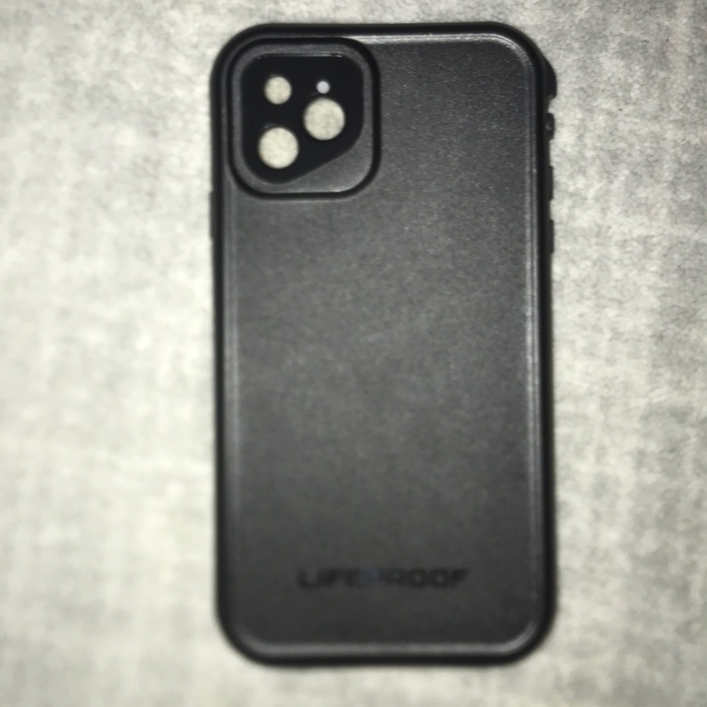 iPhone 11 Lifeproof Fre Case BRAND NEW